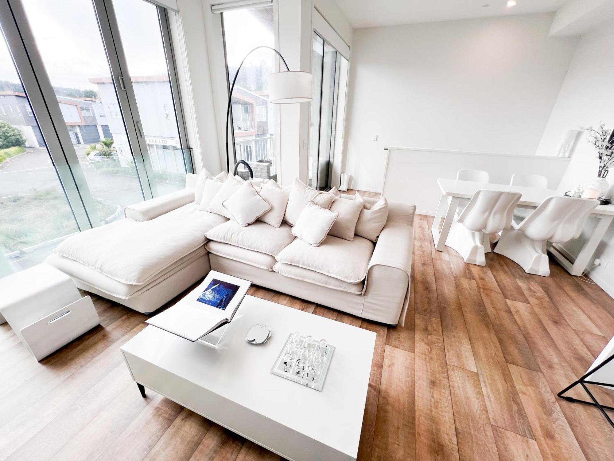 Luxury 2 Bedroom Apartment With Cocktail Bar And Espresso Machine โอ๊คแลนด์ ภายนอก รูปภาพ